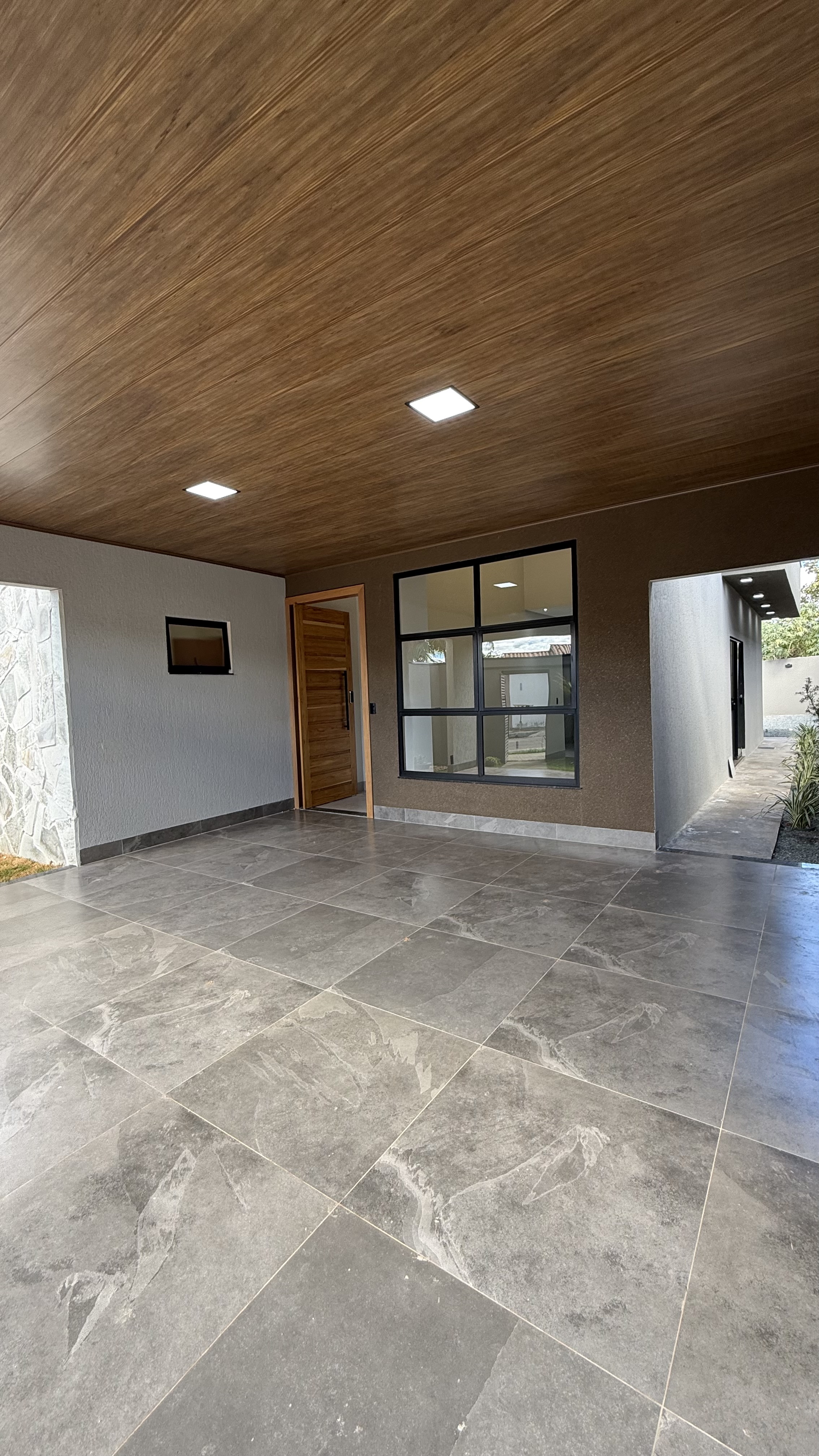 🏡 Casa Moderna à Venda – Setor Caldas D’Oeste | Caldas Novas