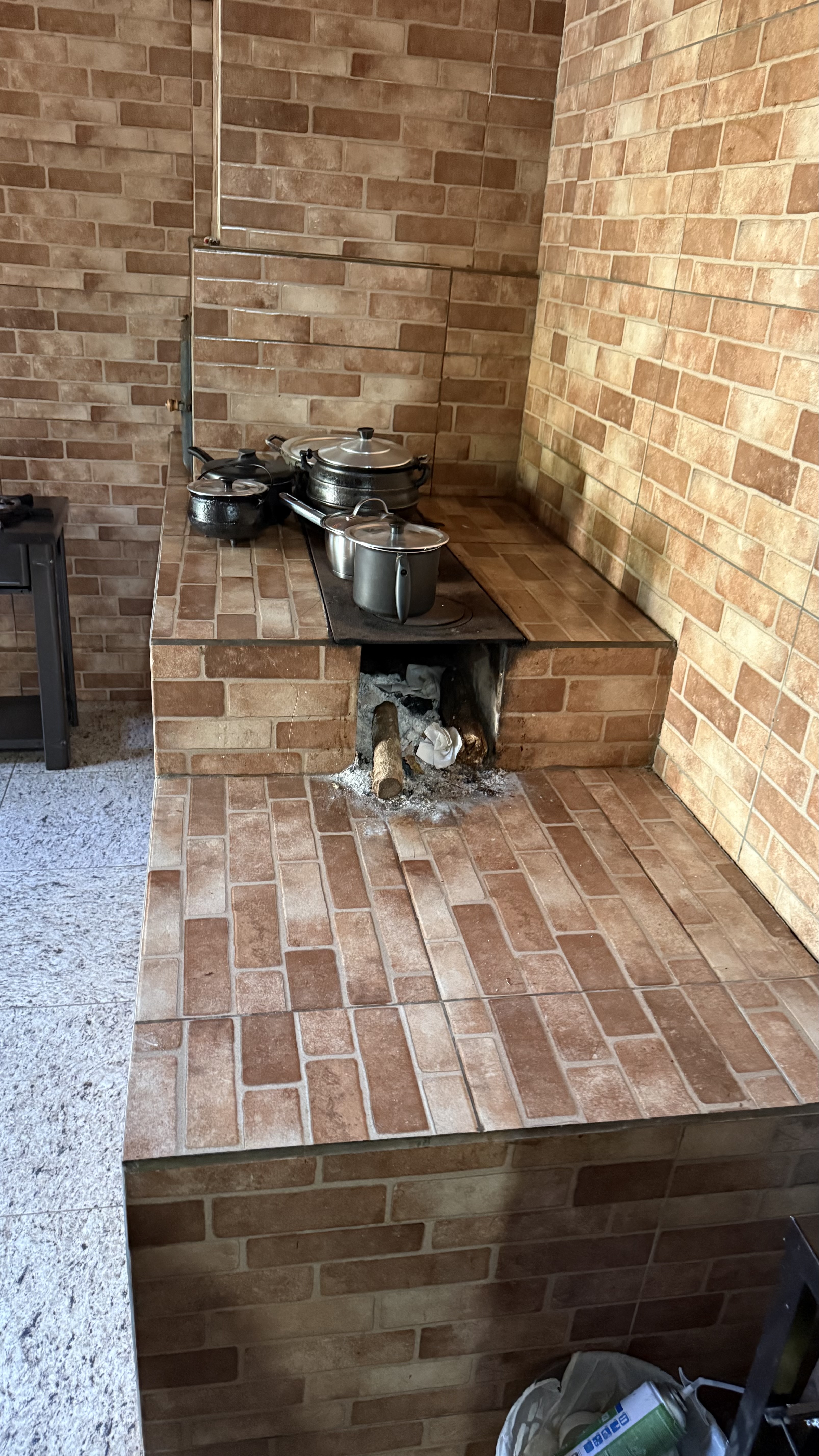 OPORTUNIDADE RARÍSSIMA ÀS MARGENS DO LAGO CORUMBÁ 🌿 - foto 13