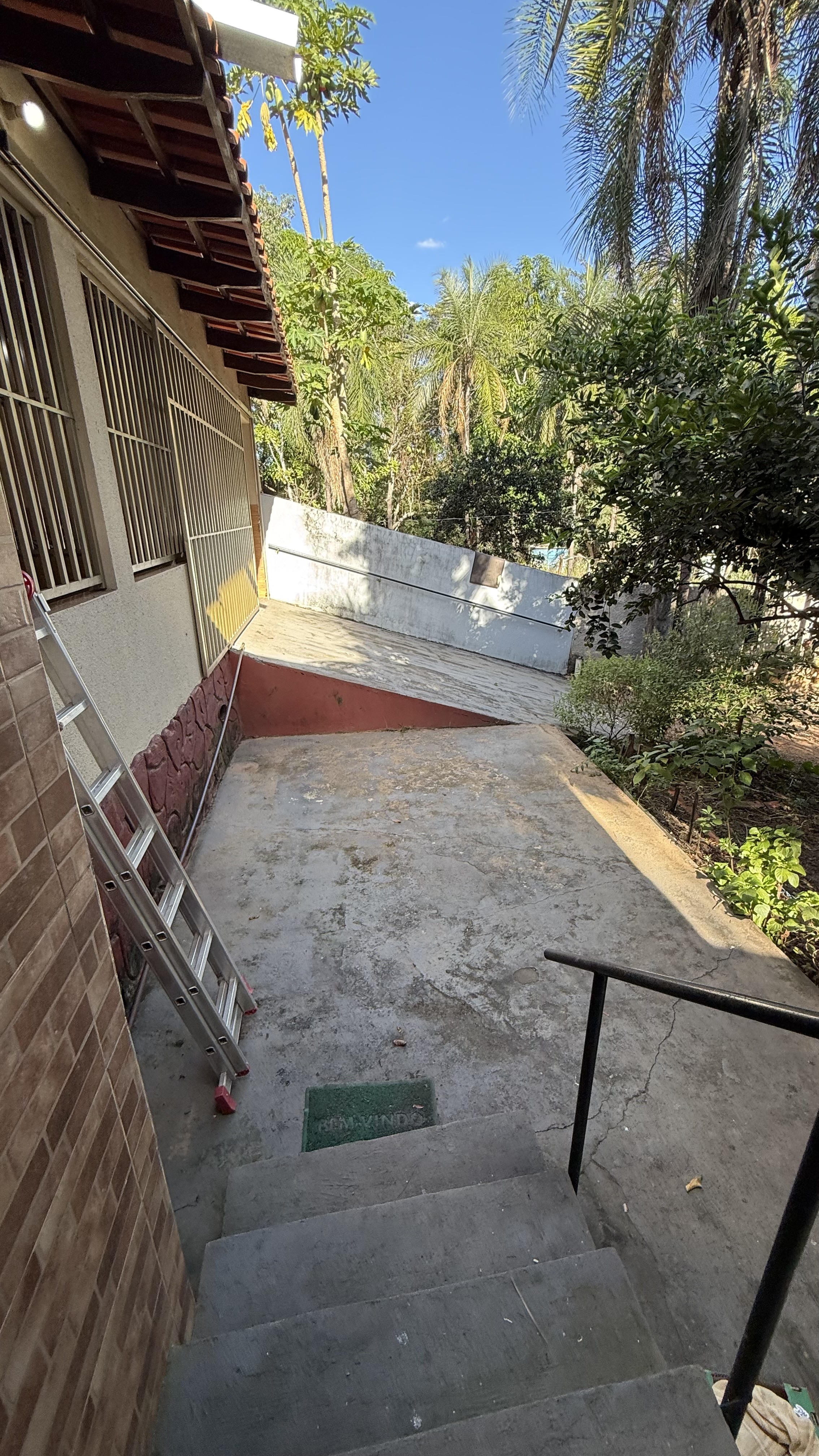 OPORTUNIDADE RARÍSSIMA ÀS MARGENS DO LAGO CORUMBÁ 🌿 - foto 32