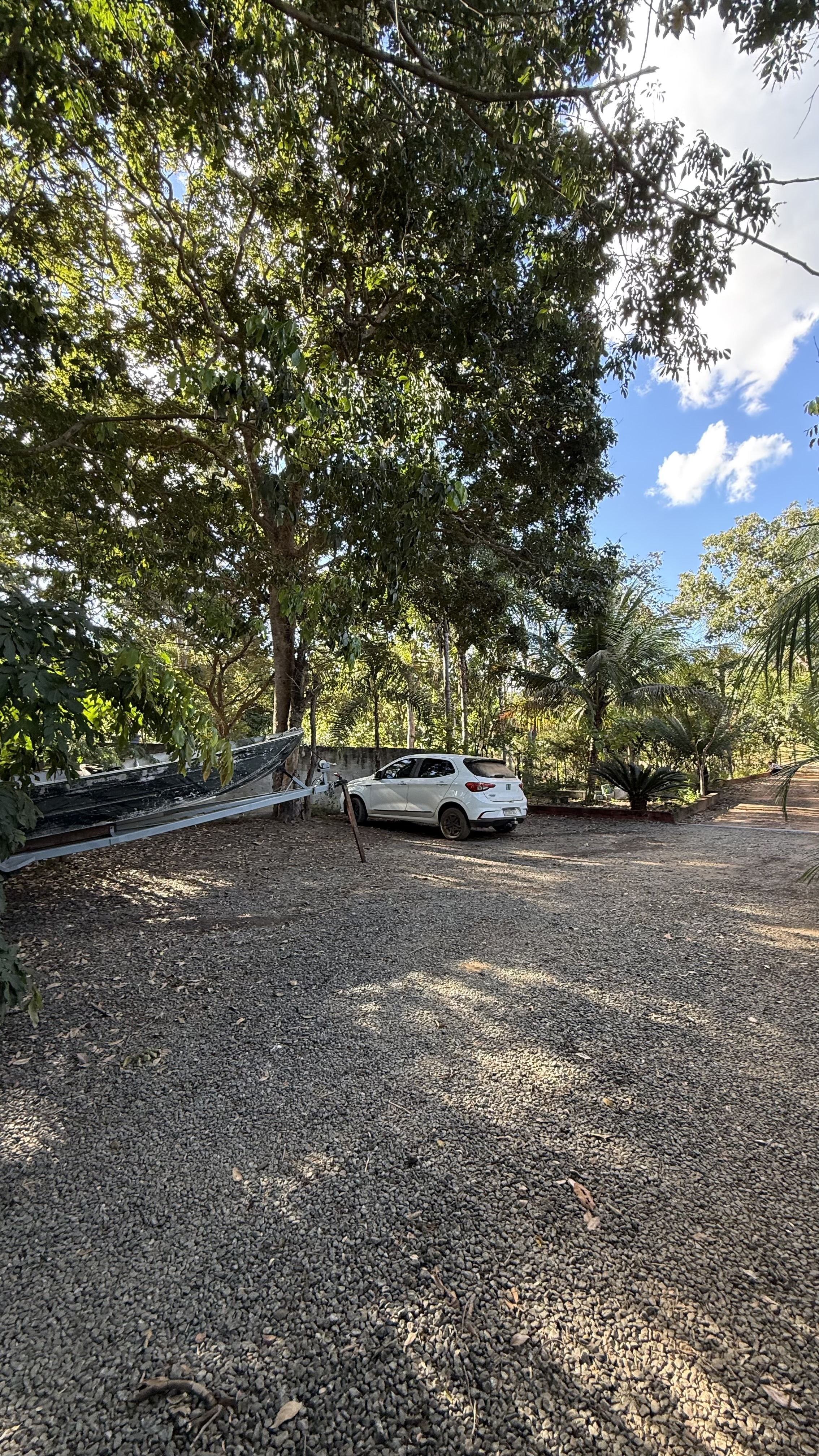 OPORTUNIDADE RARÍSSIMA ÀS MARGENS DO LAGO CORUMBÁ 🌿 - foto 52