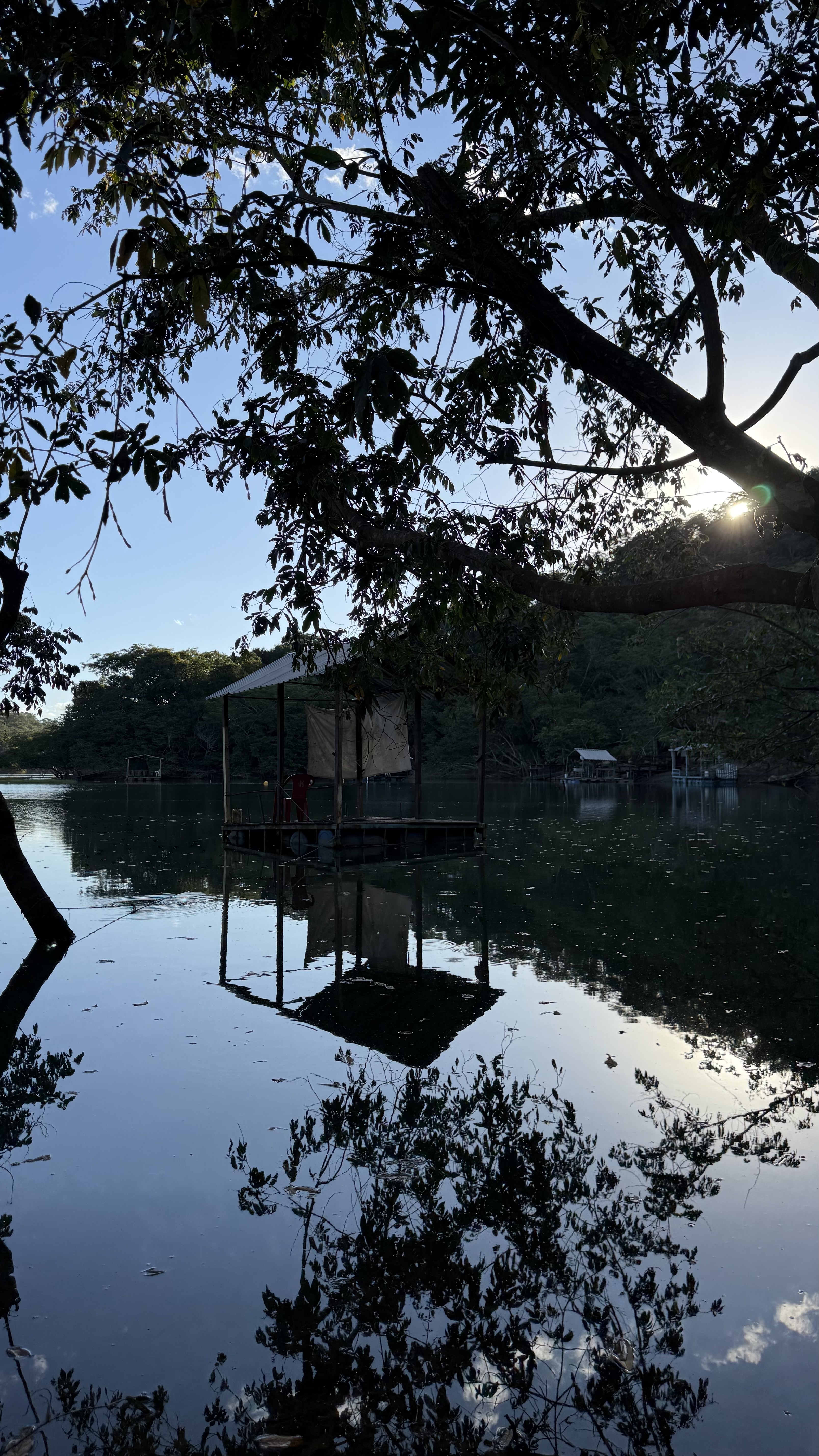 OPORTUNIDADE RARÍSSIMA ÀS MARGENS DO LAGO CORUMBÁ 🌿 - foto 81